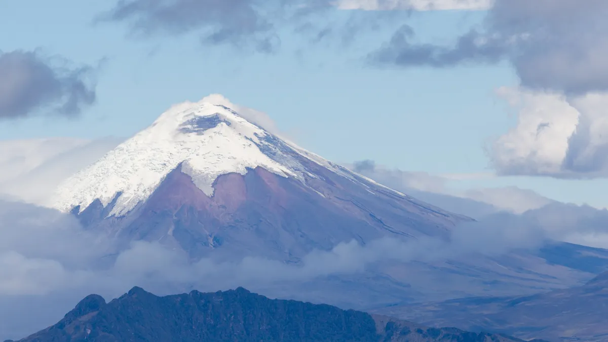 Cotopaxi from Rucu Pichincha, Ecuador — Nicolas Marincic