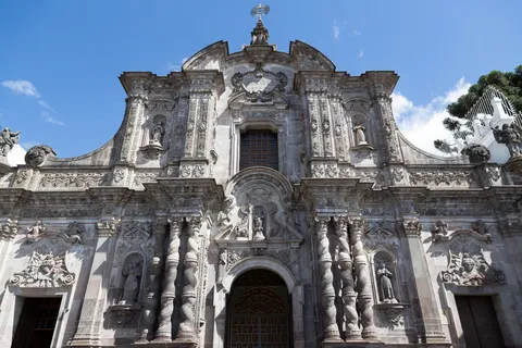 Façade de La Compañía de Jesús, Quito, Équateur — Nicolas Marincic