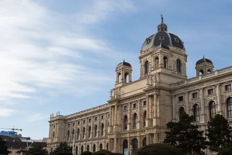 Facade of the Natural History Museum, Vienna, Austria — Nicolas Marincic