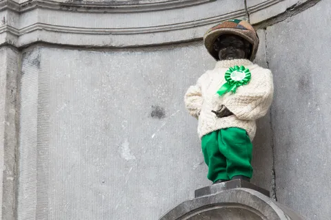 Manneken-Pis costumé, Bruxelles, Belgique — Nicolas Marincic