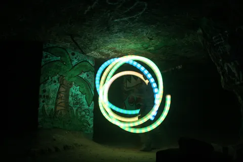 LED poi light painting in the catacombs, France — Nicolas Marincic