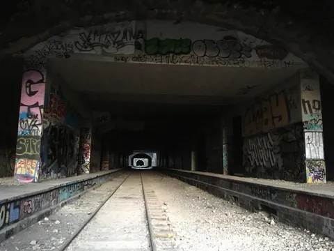 Abandoned station and graffiti on the Petite Ceinture, France — Nicolas Marincic