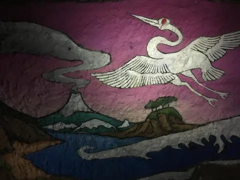 Crane and wave fresco in the catacombs, France — Nicolas Marincic