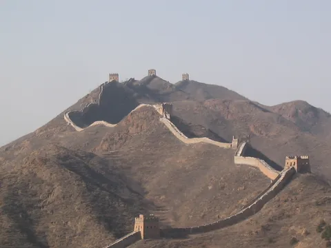 Great Wall winding over the hill at Simatai, China — Nicolas Marincic