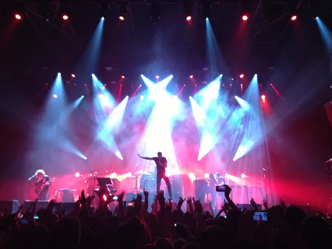 Brandon Flowers of The Killers under the spotlights, France — Nicolas Marincic