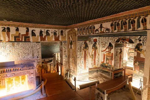 Chambre funéraire de la tombe de Néfertari, Égypte — Nicolas Marincic