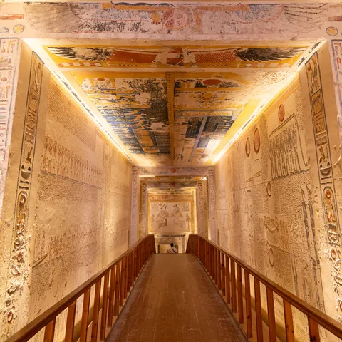 Couloir de la tombe de Ramsès IX, Vallée des Rois, Égypte — Nicolas Marincic