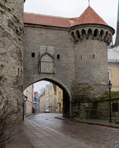 Tour de la Grosse Margareta et Grande Porte de la Mer, Estonie — Nicolas Marincic