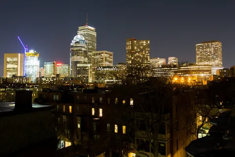 Boston at night above the Beacon Hill rooftops, United States — Nicolas Marincic
