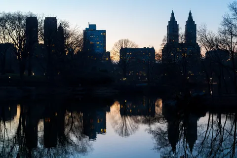 Central Park West towers silhouetted at dusk, United States — Nicolas Marincic