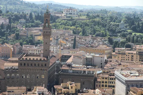 La ville et le Ponte Vecchio depuis le sommet de la coupole, Italie — Nicolas Marincic