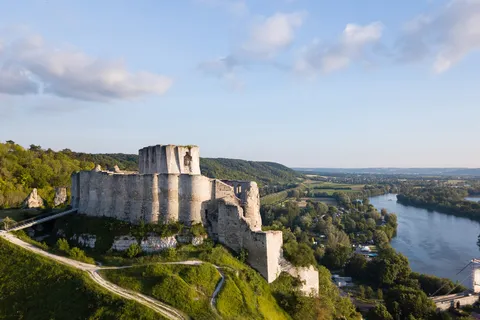 Donjon de Château-Gaillard au-dessus de la vallée de la Seine, France — Nicolas Marincic