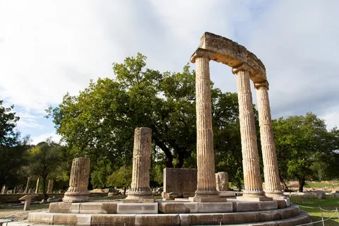 Le Philippeion, Olympie, Grèce — Nicolas Marincic