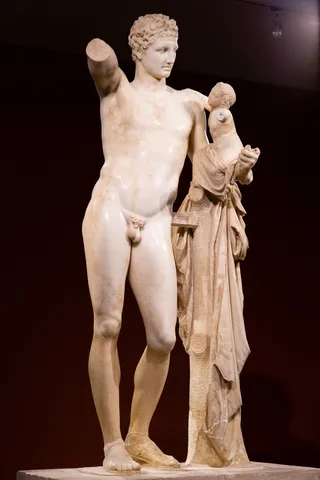 Hermès de Praxitèle, musée d’Olympie, Grèce — Nicolas Marincic