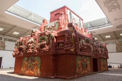 Replica of the Rosalila temple, Copán Sculpture Museum, Honduras — Nicolas Marincic