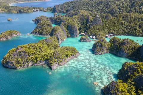 Karst islets and turquoise channels, Raja Ampat, Indonesia — Nicolas Marincic