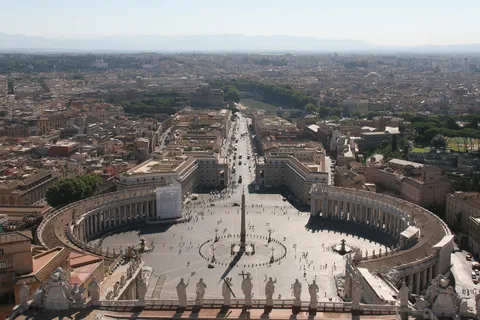 Place Saint-Pierre vue depuis la coupole, Vatican, Italie — Nicolas Marincic