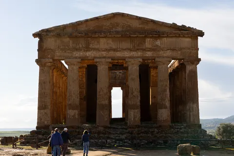 Temple de la Concorde, vallée des Temples d’Agrigente, Italie — Nicolas Marincic