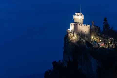 Cesta tower lit against the dusk, San Marino — Nicolas Marincic