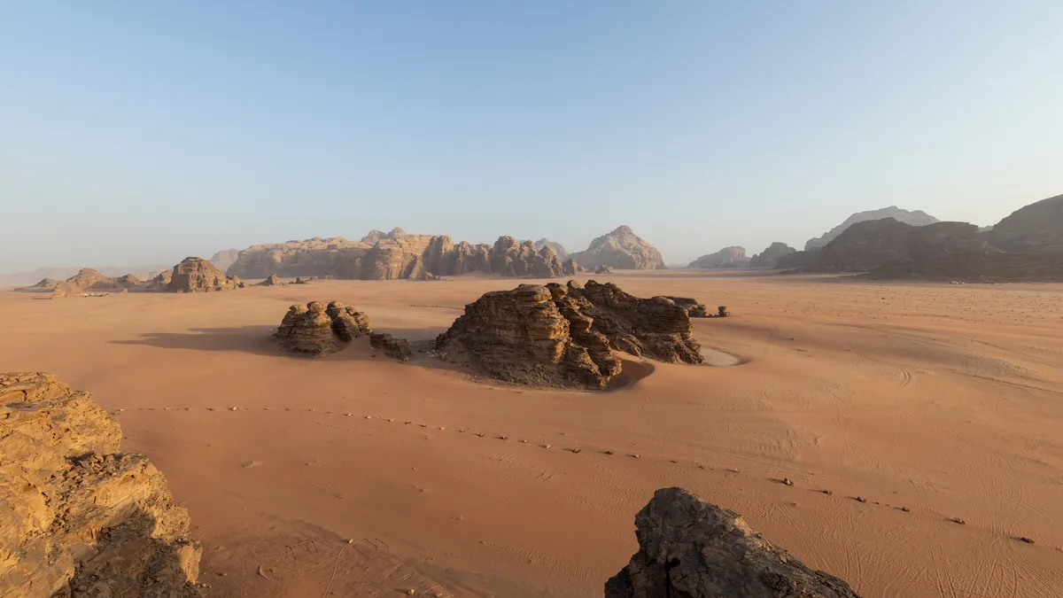 Evening light over the Wadi Rum plain, Jordan — Nicolas Marincic