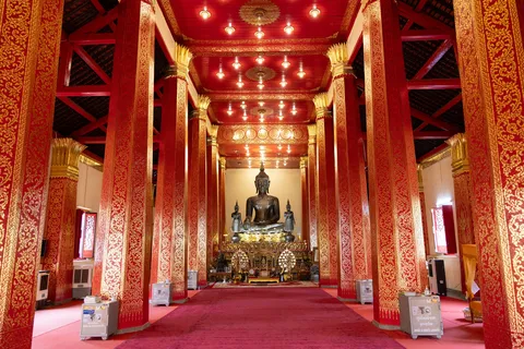 Red-pillared hall leading to the Buddha, Vientiane, Laos — Nicolas Marincic