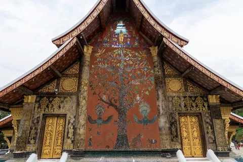 Tree of Life mosaic, Wat Xieng Thong, Luang Prabang, Laos — Nicolas Marincic