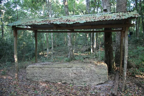 Maya altar under a forest shelter, Guatemala — Nicolas Marincic