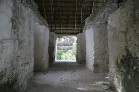 Corridor of a sheltered Maya palace, Guatemala — Nicolas Marincic