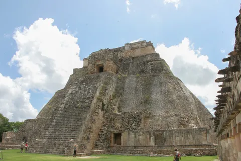 Pyramide du Devin, Uxmal, Mexique — Nicolas Marincic