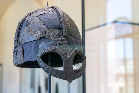 Casque viking de Gjermundbu, Oslo, Norvège — Nicolas Marincic
