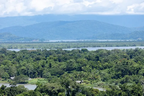 Sepik floodplain and lakes below the mountains, Papua — Nicolas Marincic