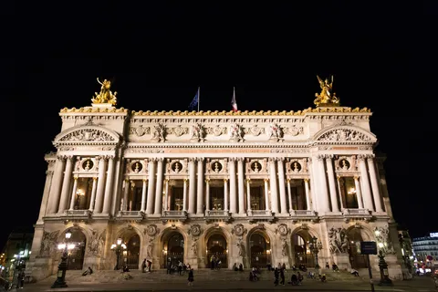 Opéra Garnier la nuit, France — Nicolas Marincic