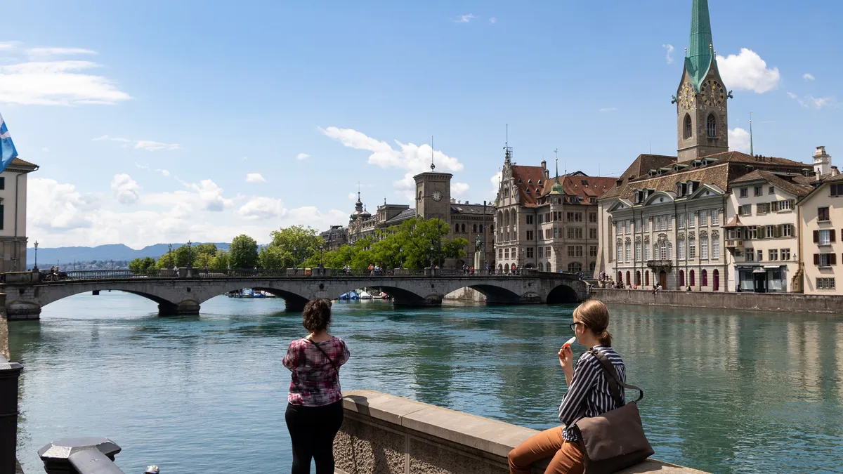 On the banks of the Limmat, facing the Fraumünster, Switzerland — Nicolas Marincic
