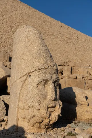 Colossal stone head on the west terrace, Mount Nemrut, Turkey — Nicolas Marincic