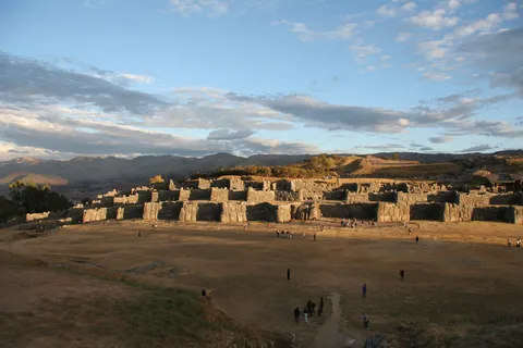 Ramparts and esplanade at sunset, Sacsayhuamán, Peru — Nicolas Marincic