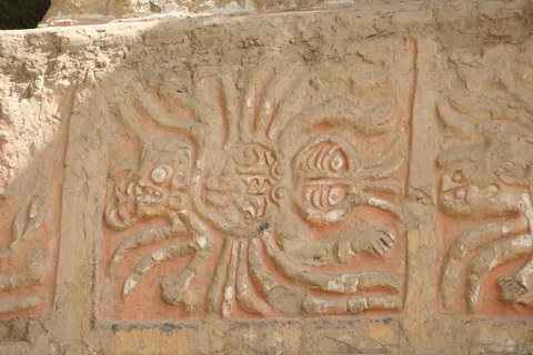 Spider-decapitator relief, Huaca de la Luna, Peru — Nicolas Marincic