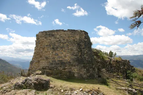 The Torreón watchtower, Kuélap, Peru — Nicolas Marincic