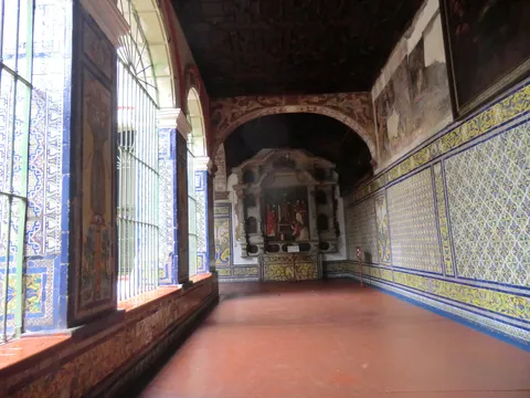Cloister of Sevillian azulejos, San Francisco Convent, Lima, Peru — Nicolas Marincic