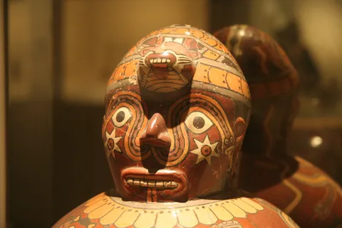 Nazca polychrome effigy vessel, Museo Larco, Peru — Nicolas Marincic