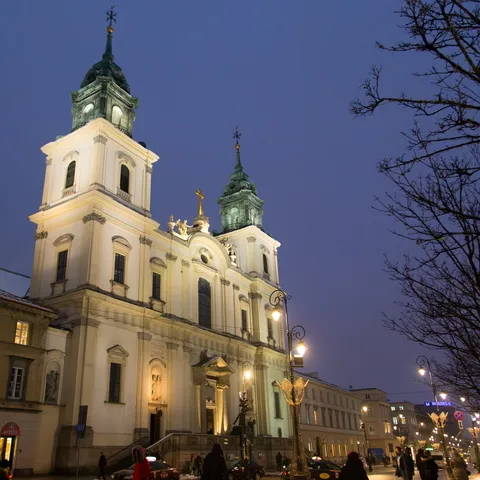 Église de la Sainte-Croix à l’heure bleue, Varsovie, Pologne — Nicolas Marincic