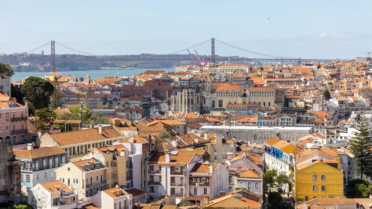 Panorama de Lisbonne jusqu’au pont du 25-Avril, Portugal — Nicolas Marincic