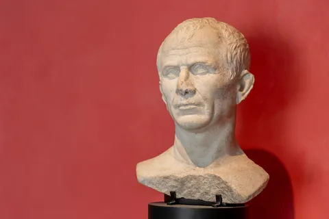 Buste attribué à Jules César, musée de l’Arles antique, France — Nicolas Marincic