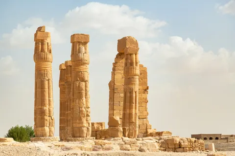Papyriform columns, Temple of Soleb, Sudan — Nicolas Marincic