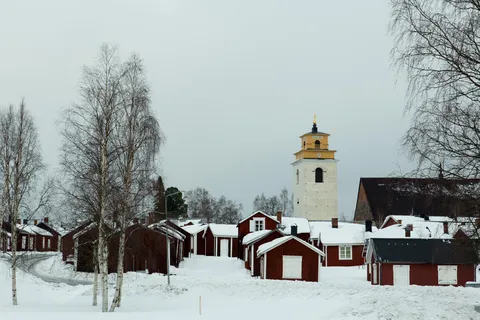 Maisons rouges du village-église de Gammelstad, Suède — Nicolas Marincic