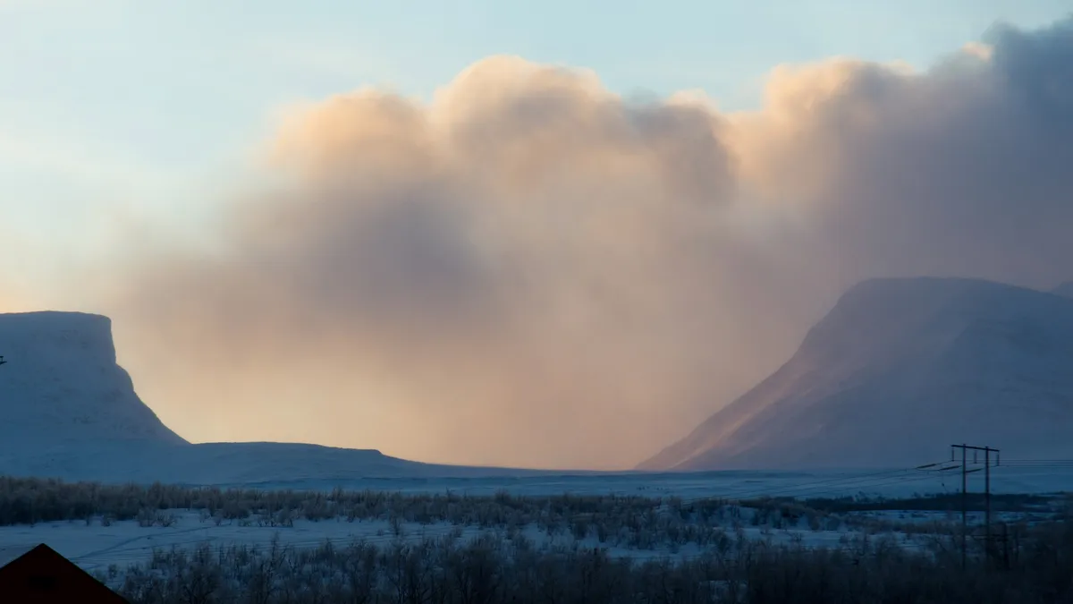 Lapporten and a pink cloud at dawn, Sweden — Nicolas Marincic