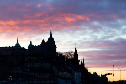 Stockholm skyline under a pink sunset sky, Sweden — Nicolas Marincic