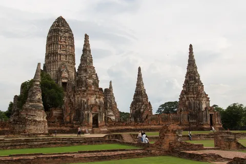 Wat Chaiwatthanaram, Ayutthaya, Thailand — Nicolas Marincic
