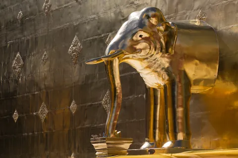 Golden elephant in a temple, Thailand — Nicolas Marincic