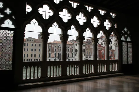 Gothic loggia of the Ca’ d’Oro against the Grand Canal, Italy — Nicolas Marincic